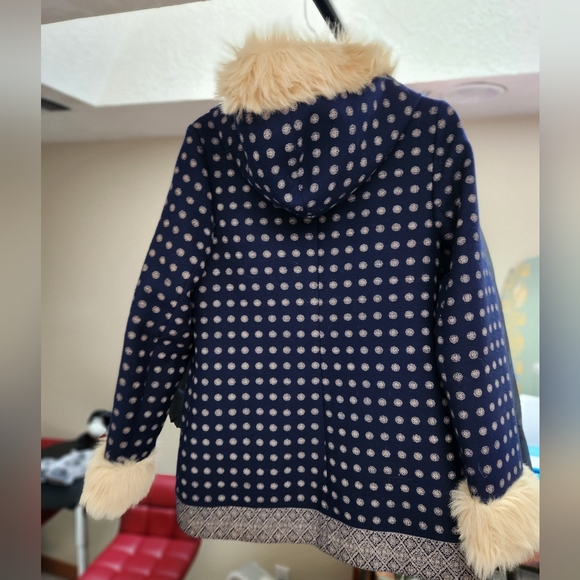 Madchen Navy and Beige Women's Coat with Faux Fur Trim - Picture 3 of 6